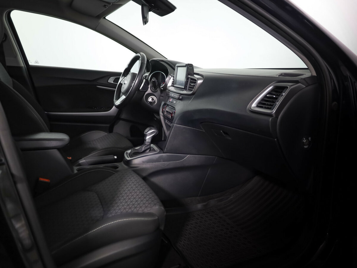 Kia Ceed б/у, 2018, Автоматическая. Фото: #19