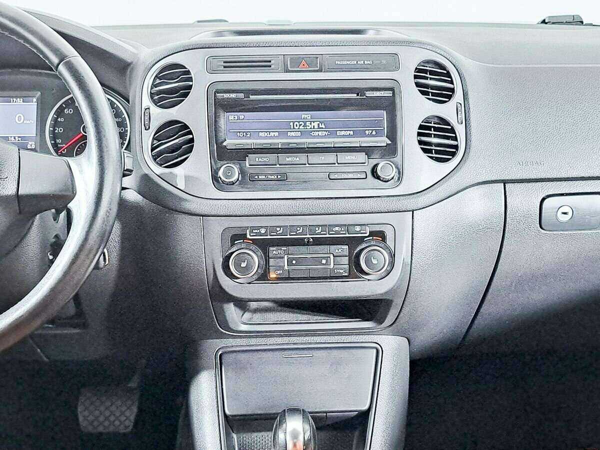 Volkswagen Tiguan б/у, 2012, Автоматическая. Фото: #10
