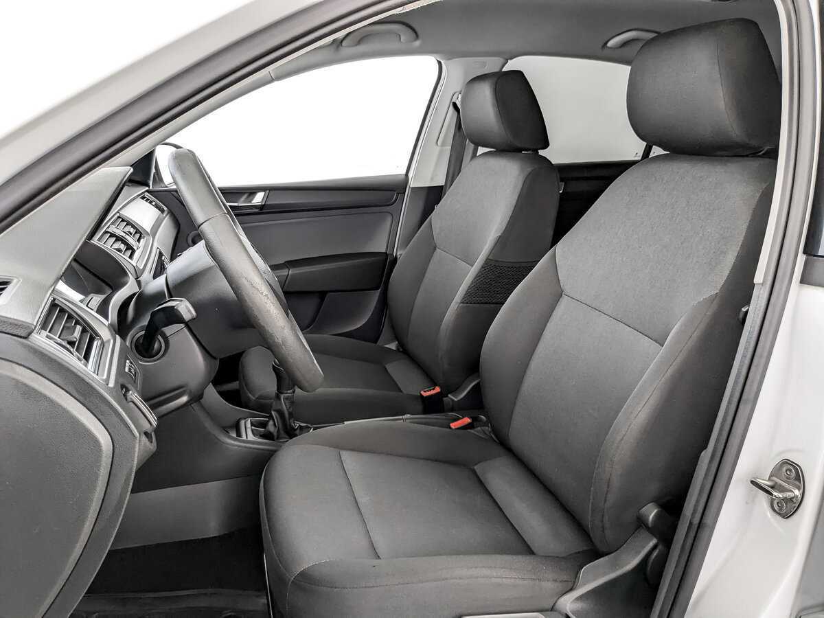 Skoda Rapid б/у, 2019, Механическая. Фото: #19
