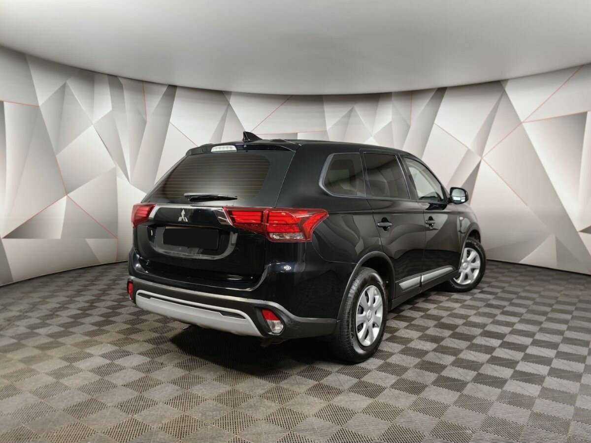 Mitsubishi Outlander б/у, 2020, Вариатор. Фото: #1