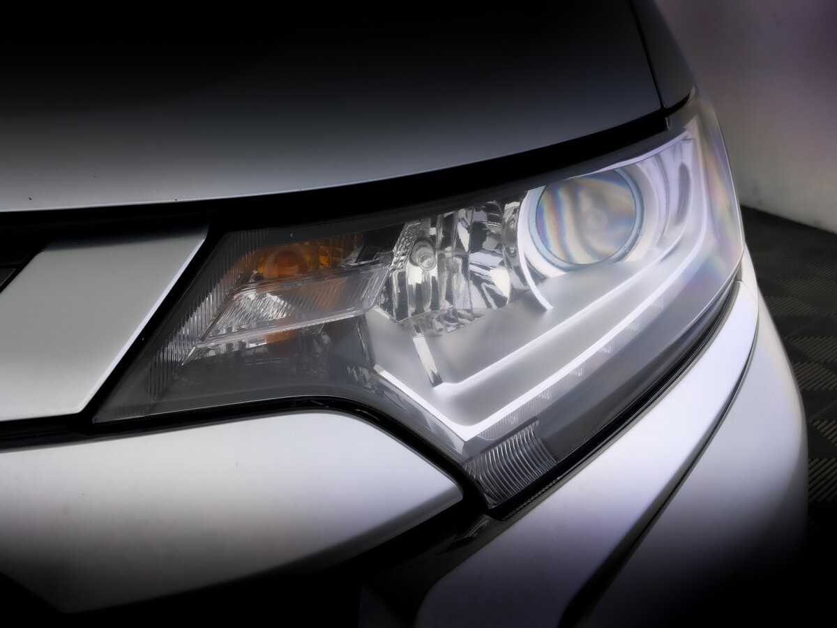 Mitsubishi Outlander б/у, 2019, Вариатор. Фото: #16