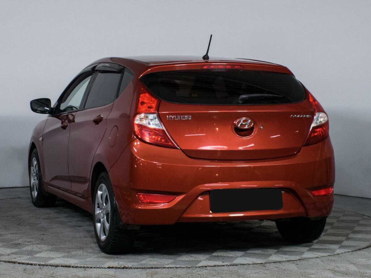 Hyundai Solaris б/у, 2012, Механическая. Фото: #6