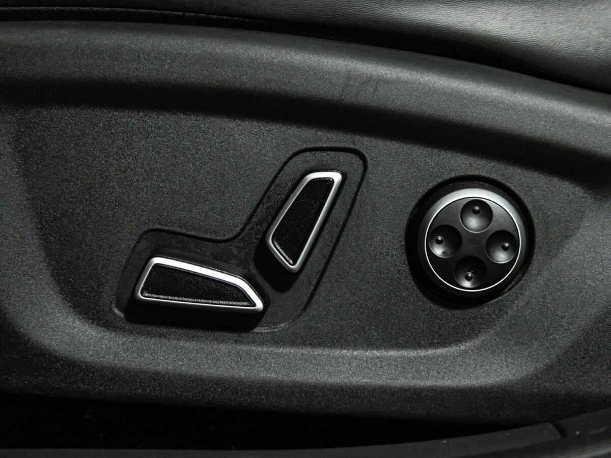 Changan UNI-V б/у, 2024, Роботизированная. Фото: #14