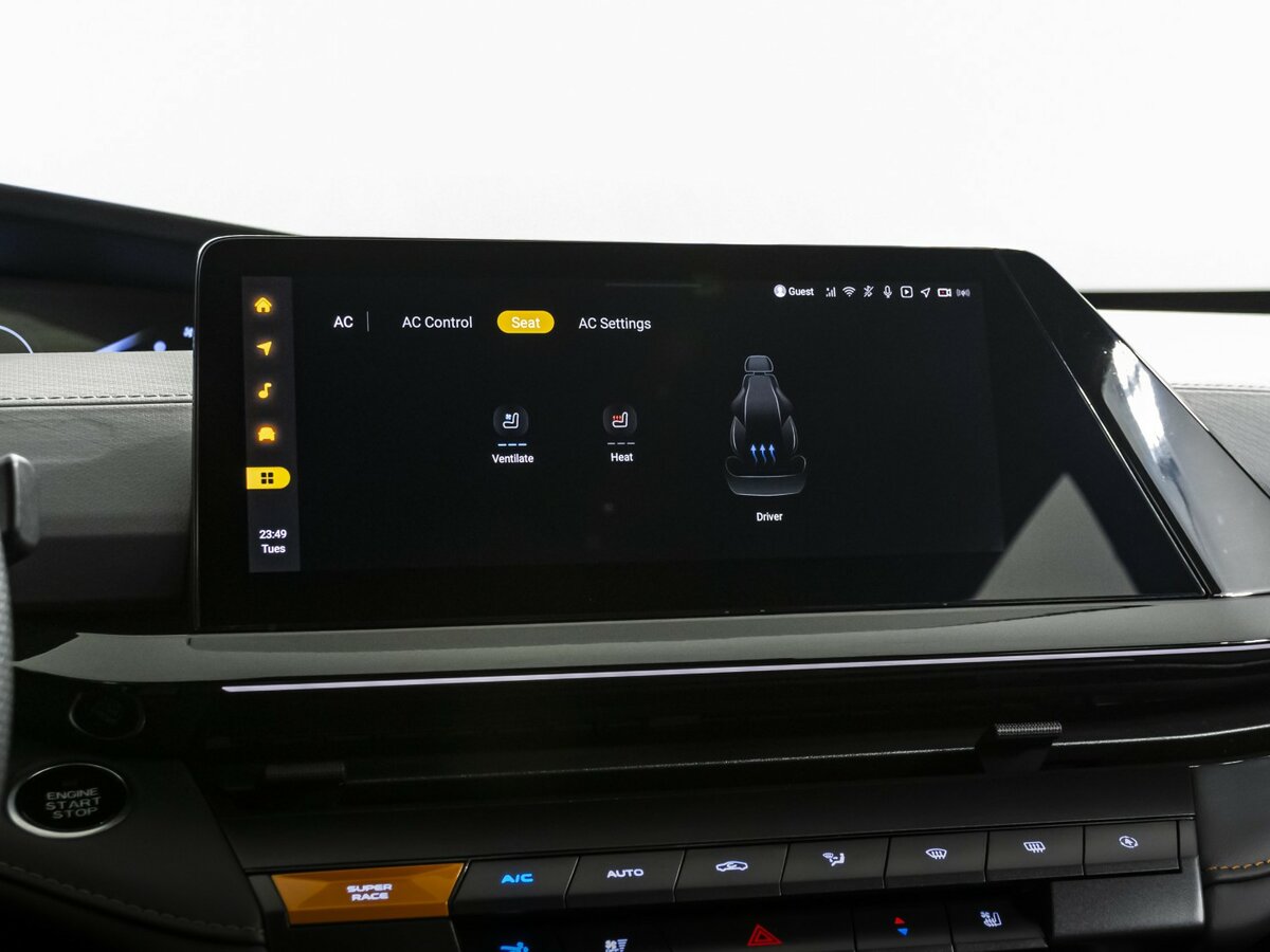 Changan UNI-V б/у, 2023, Роботизированная. Фото: #12