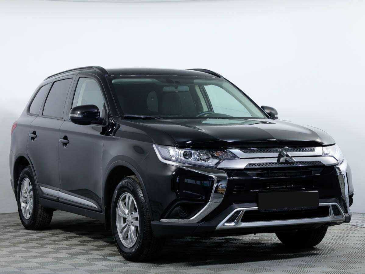 Mitsubishi Outlander б/у, 2021, Вариатор. Фото: #1