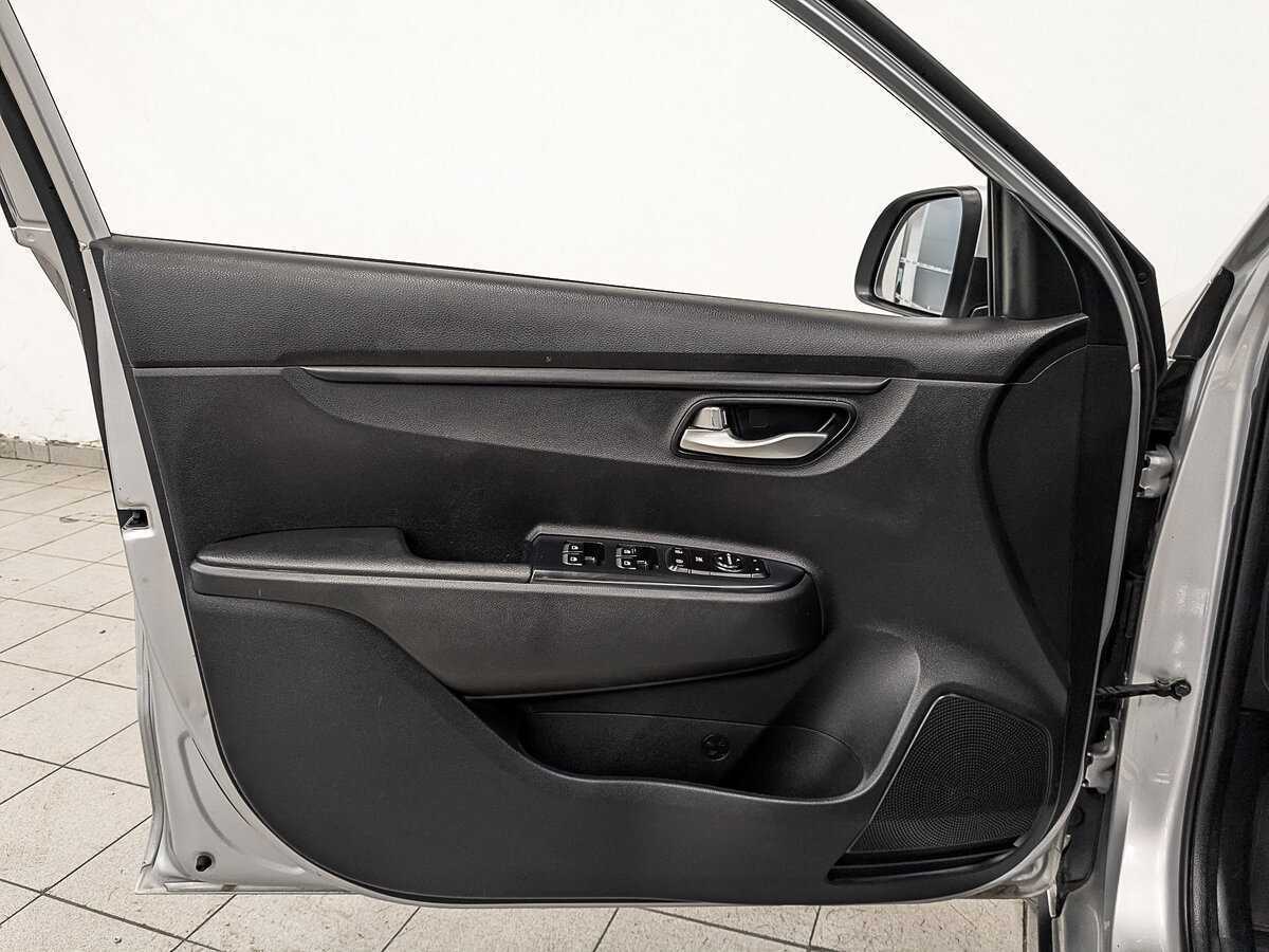 Kia Rio б/у, 2020, Автоматическая. Фото: #18