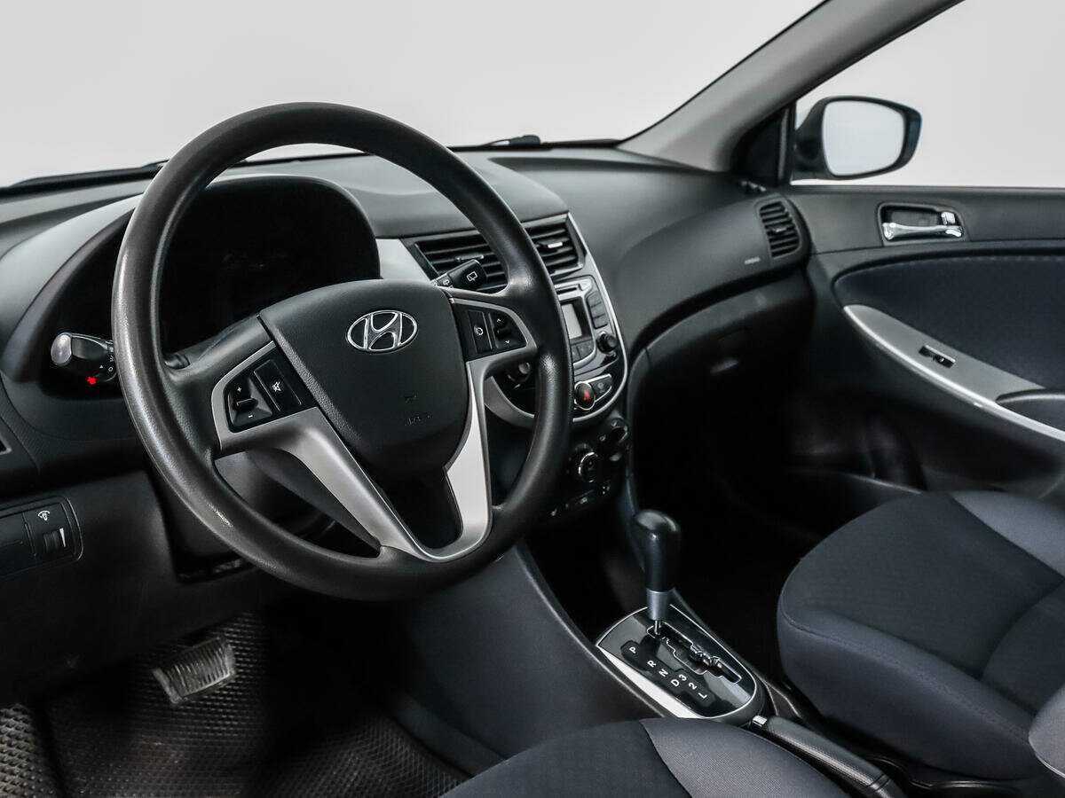 Hyundai Solaris б/у, 2014, Автоматическая. Фото: #8