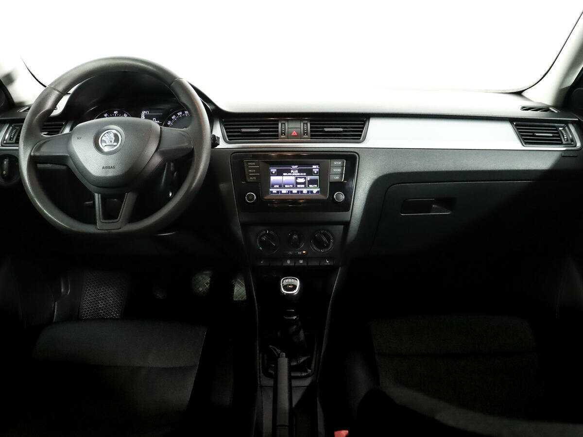 Skoda Rapid б/у, 2017, Механическая. Фото: #9