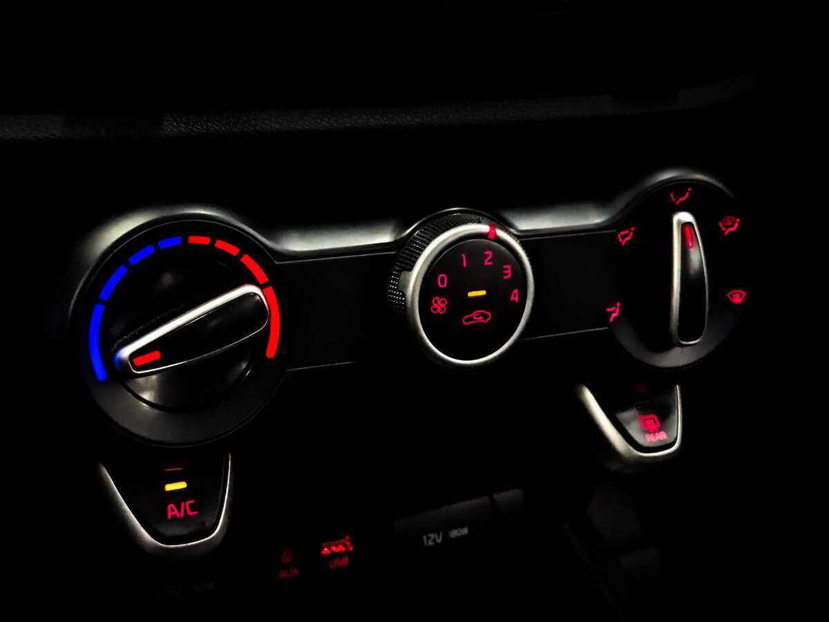 Kia Rio б/у, 2020, Автоматическая. Фото: #21