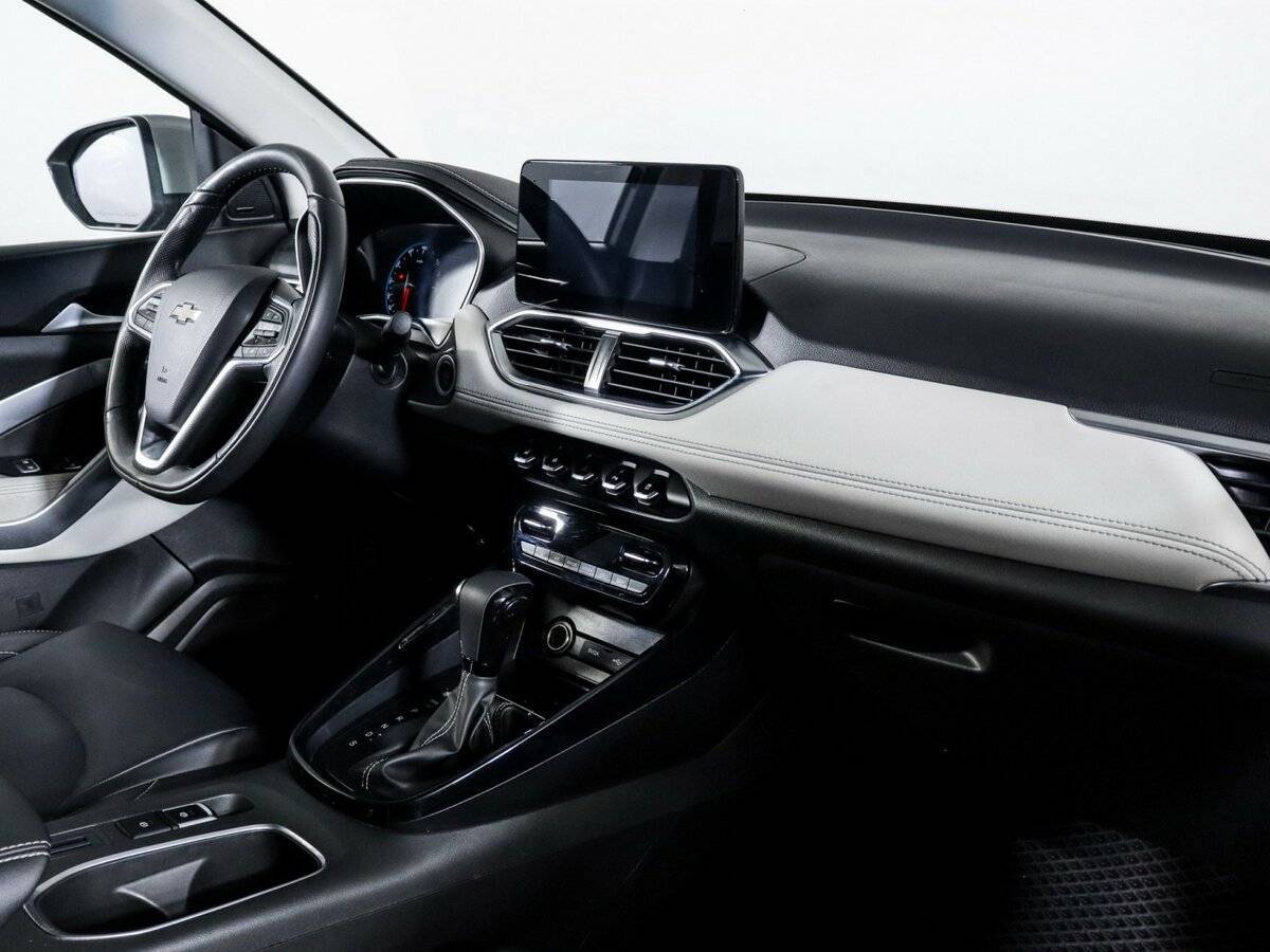 Chevrolet Captiva б/у, 2022, Вариатор. Фото: #3