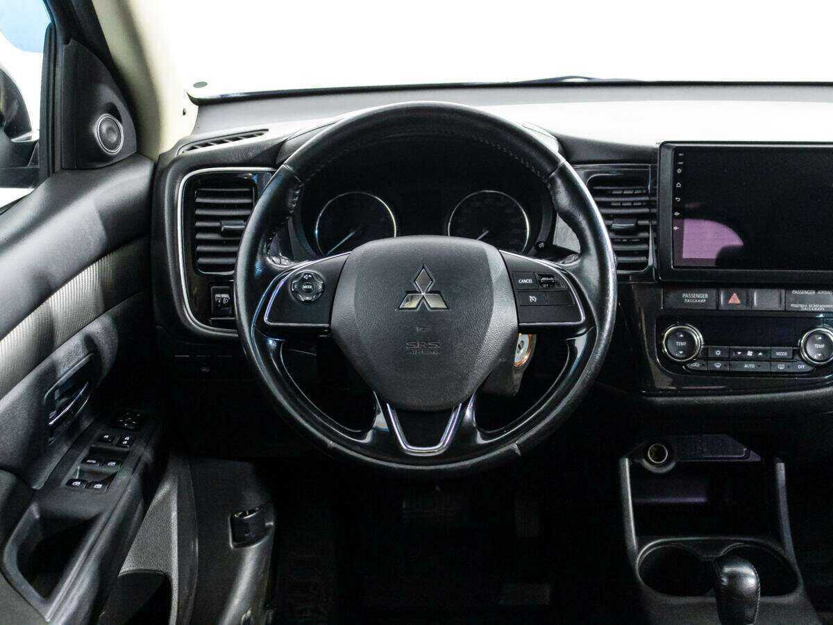 Mitsubishi Outlander б/у, 2016, Вариатор. Фото: #17