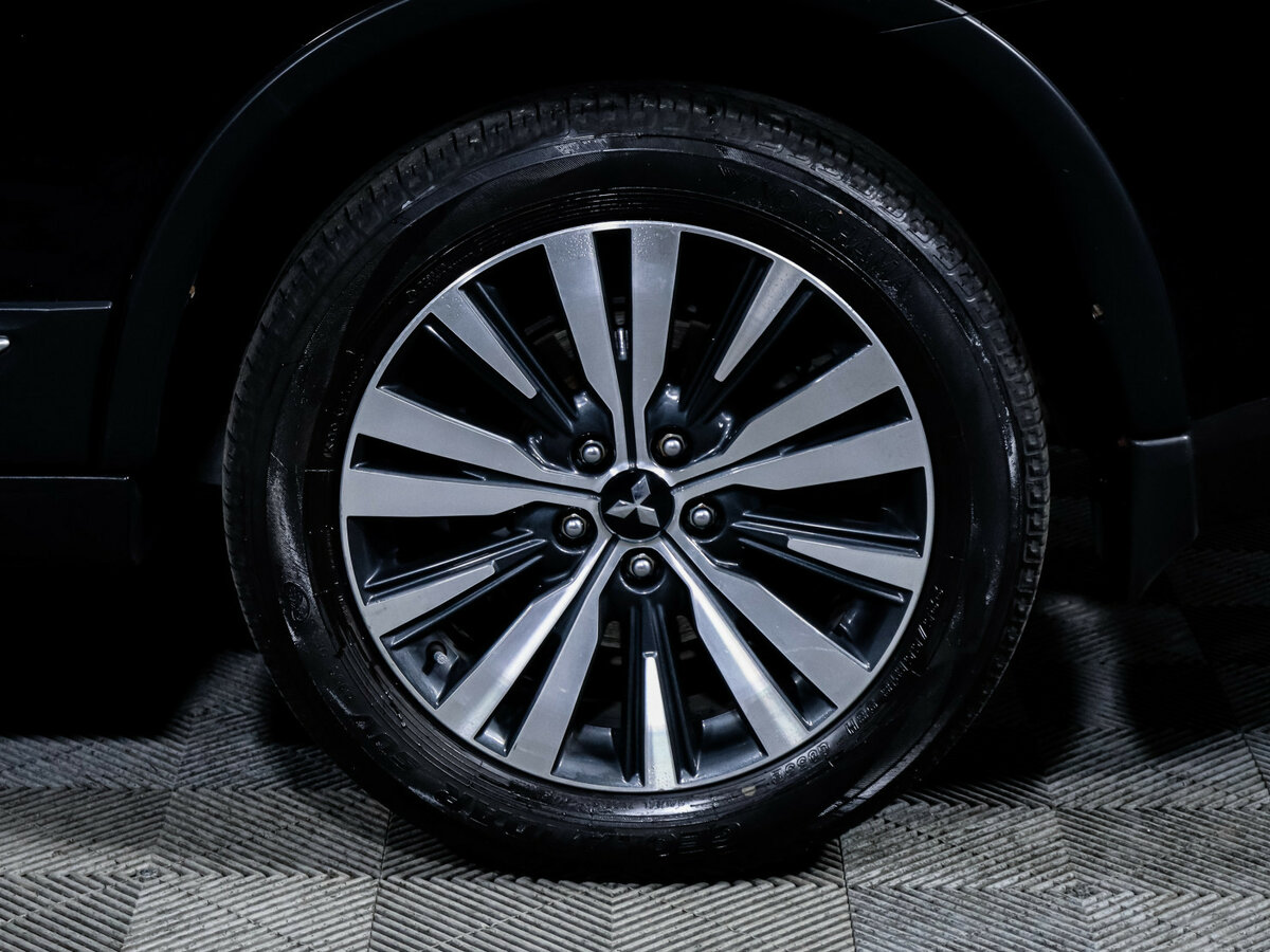 Mitsubishi Outlander б/у, 2019, Вариатор. Фото: #14