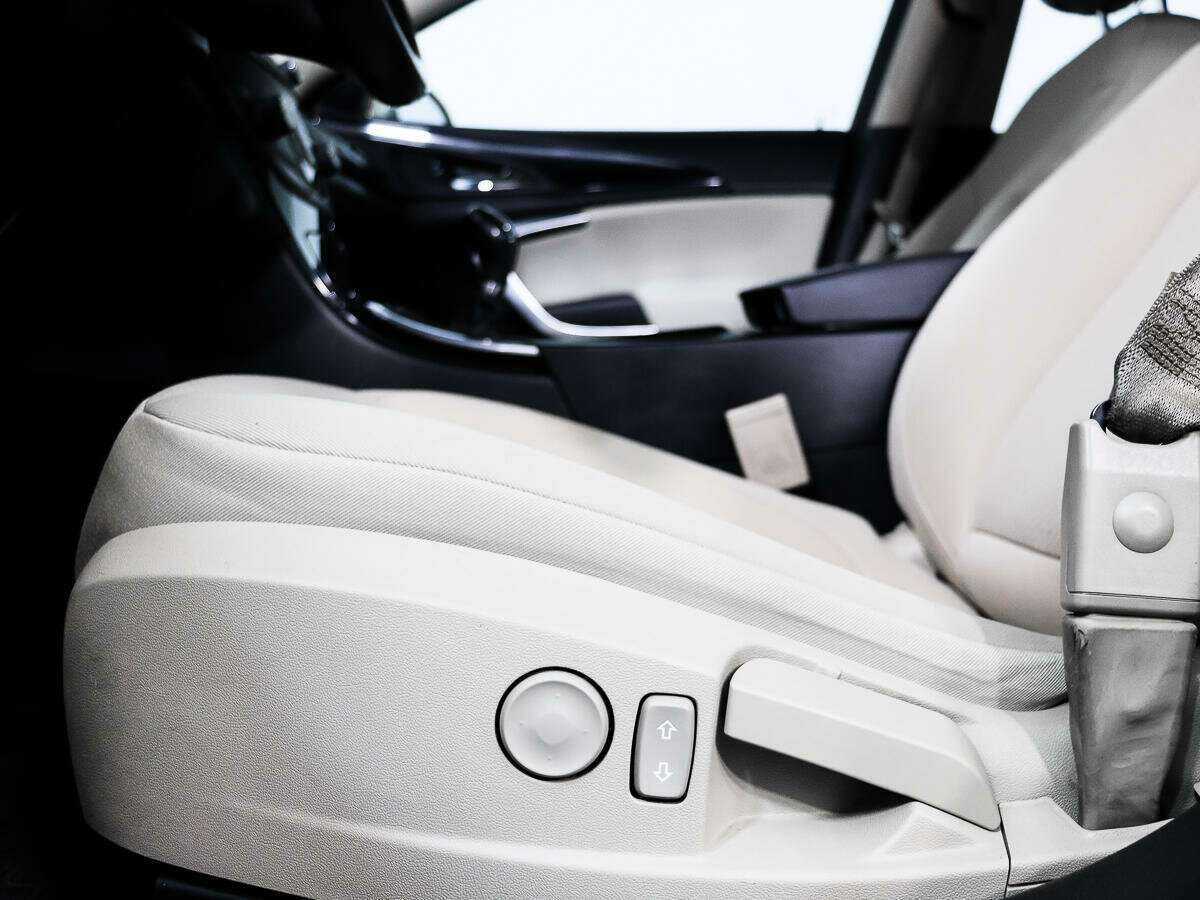 Opel Insignia б/у, 2014, Механическая. Фото: #9