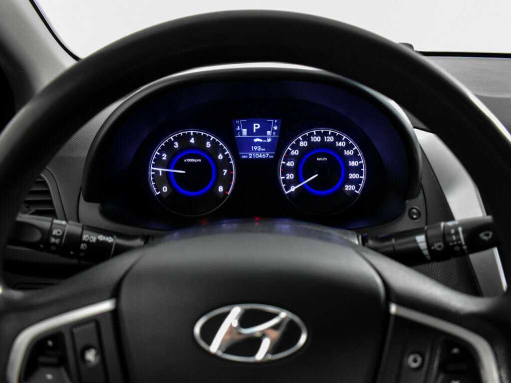 Hyundai Solaris б/у, 2012, Автоматическая. Фото: #13