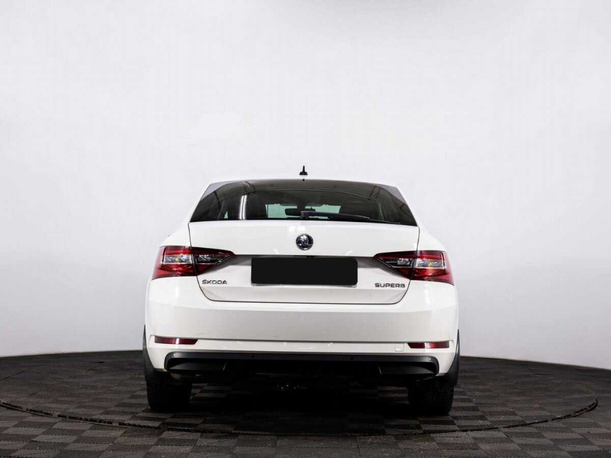 Skoda Superb б/у, 2016, Роботизированная. Фото: #4