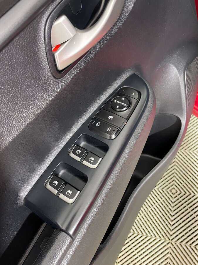 Kia Rio б/у, 2019, Автоматическая. Фото: #19