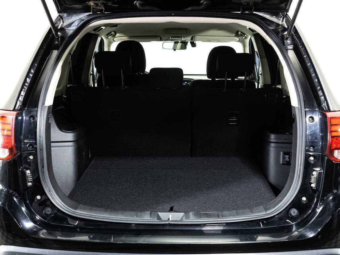 Mitsubishi Outlander б/у, 2018, Вариатор. Фото: #16