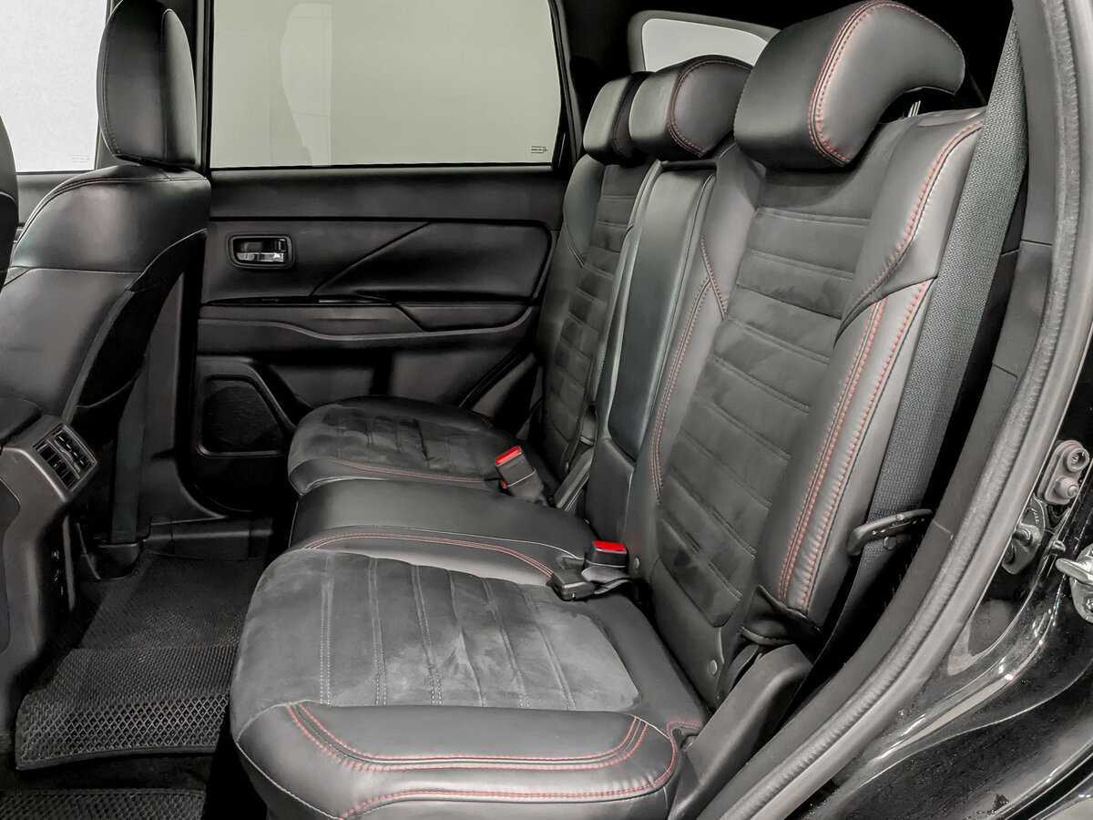 Mitsubishi Outlander б/у, 2021, Вариатор. Фото: #11