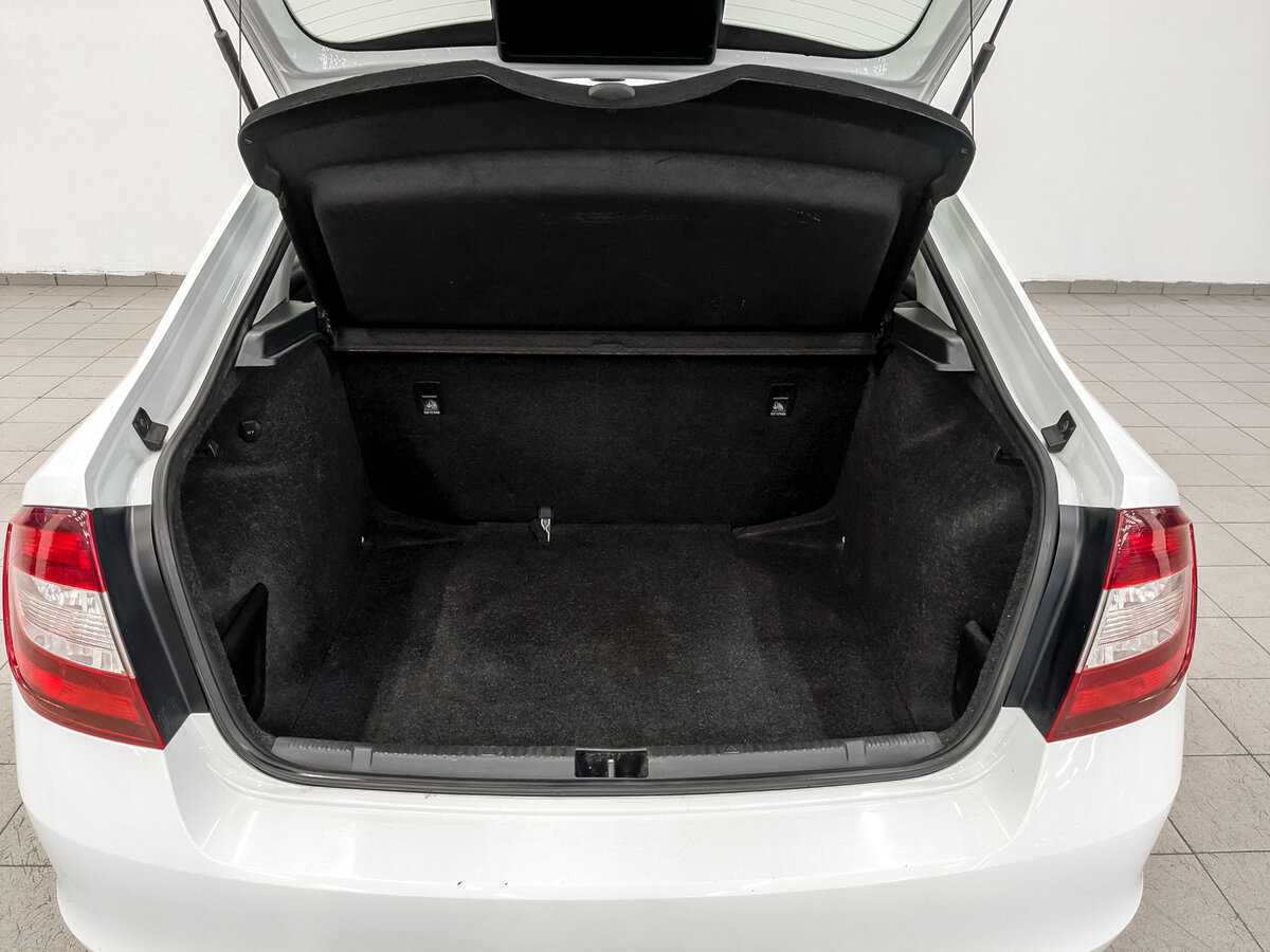 Skoda Rapid б/у, 2017, Механическая. Фото: #9