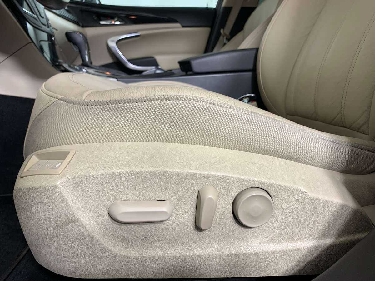 Opel Insignia б/у, 2014, Автоматическая. Фото: #12