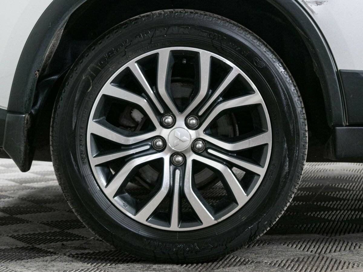 Mitsubishi Outlander б/у, 2015, Вариатор. Фото: #17