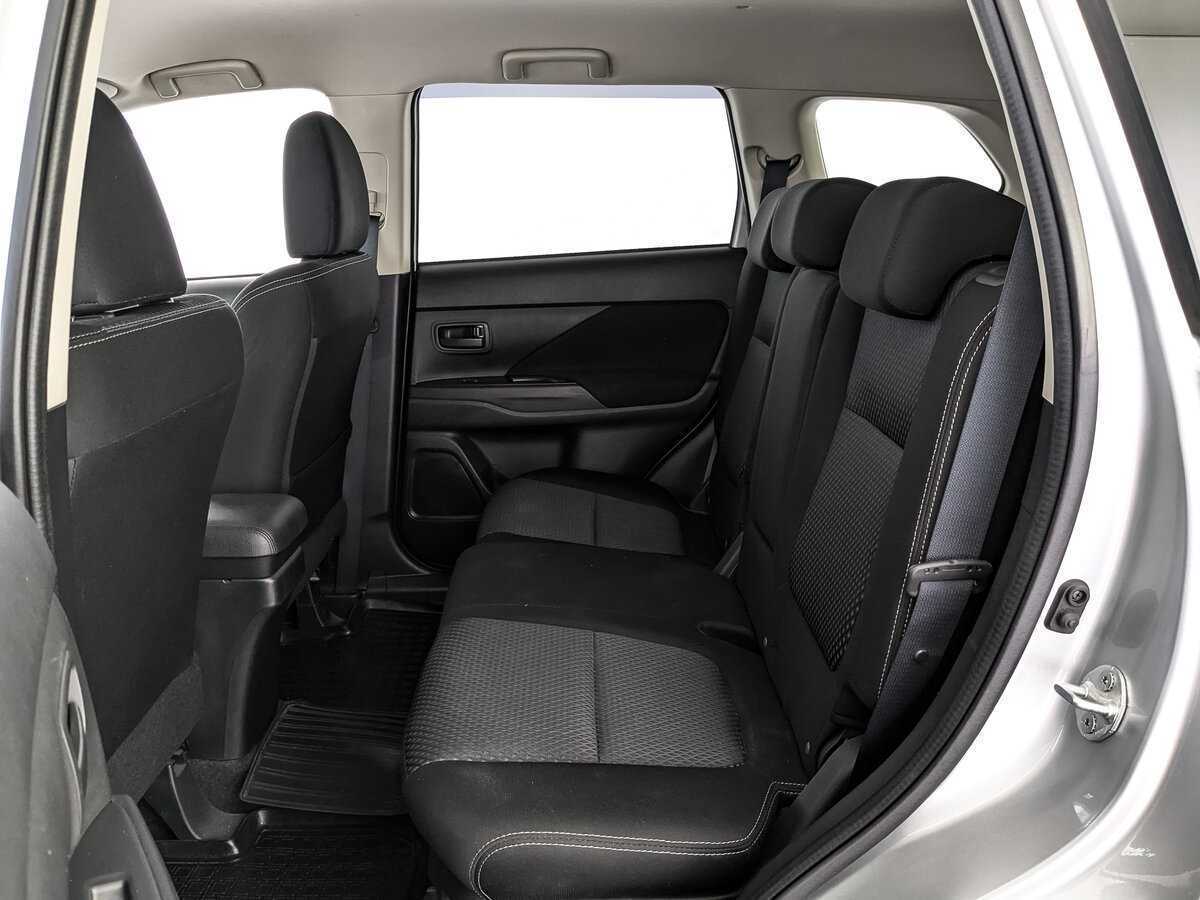 Mitsubishi Outlander б/у, 2015, Вариатор. Фото: #13