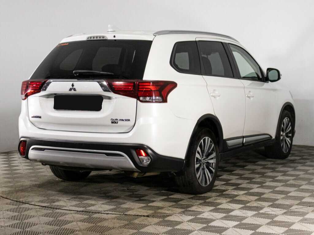 Mitsubishi Outlander б/у, 2020, Вариатор. Фото: #4