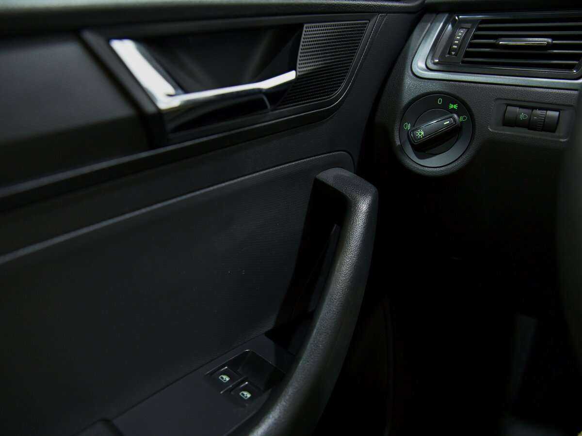 Skoda Rapid б/у, 2018, Механическая. Фото: #7