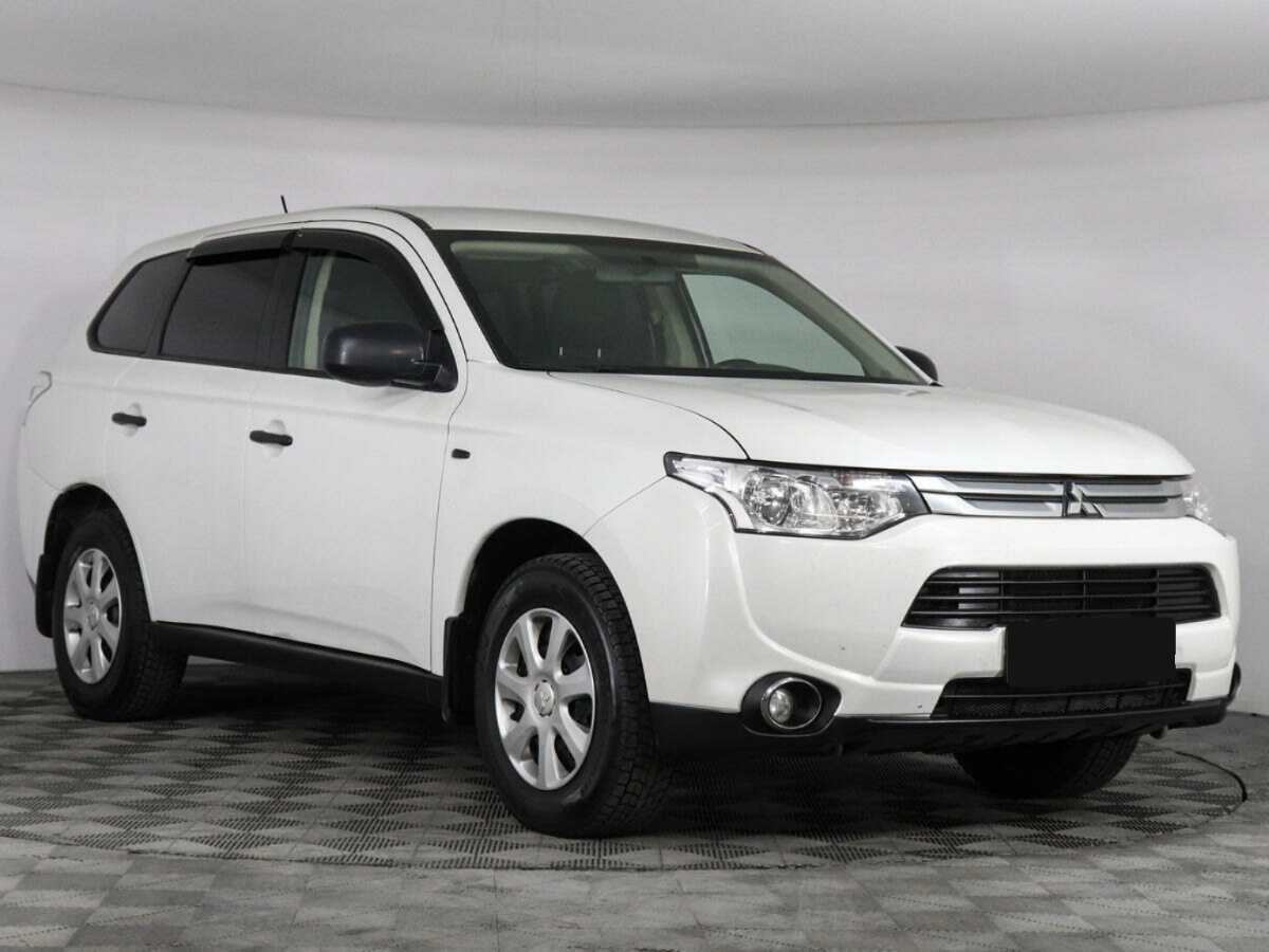 Mitsubishi Outlander б/у, 2014, Вариатор. Фото: #2