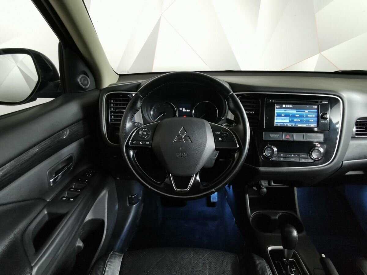Mitsubishi Outlander б/у, 2016, Вариатор. Фото: #14