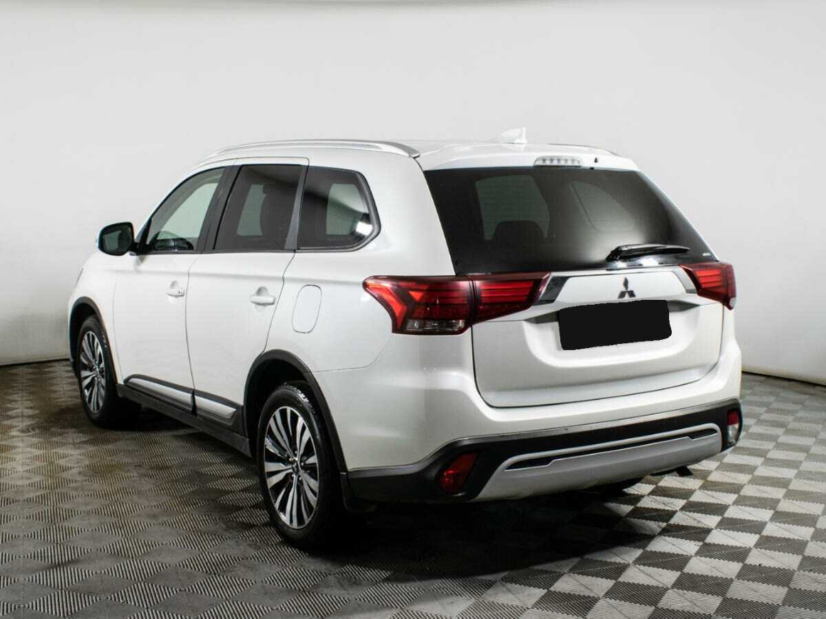 Mitsubishi Outlander б/у, 2020, Вариатор. Фото: #6
