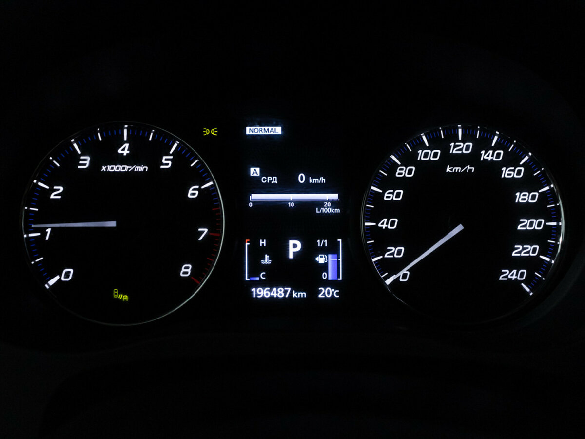 Mitsubishi Outlander б/у, 2020, Вариатор. Фото: #9