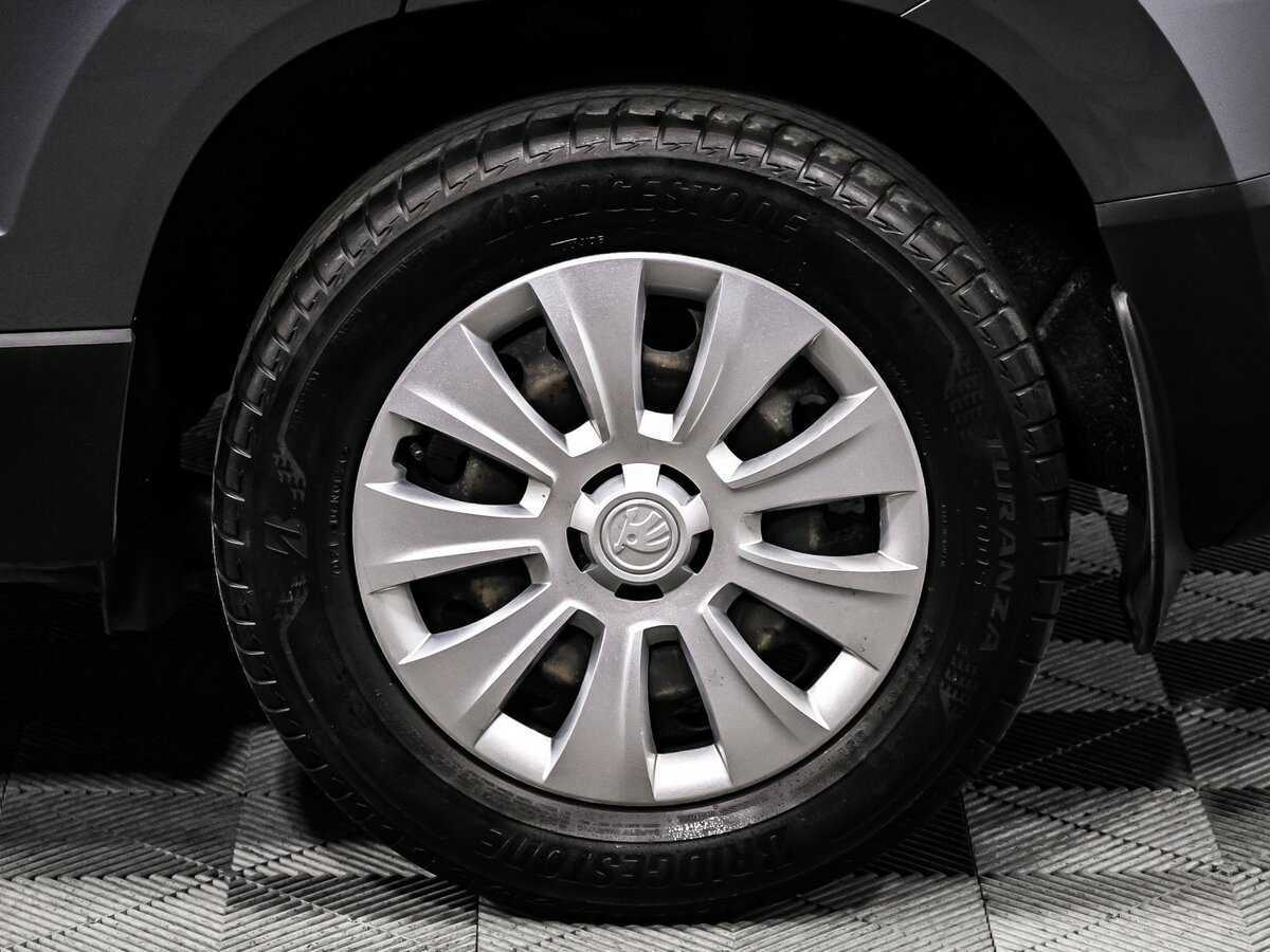 Skoda Karoq б/у, 2020, Автоматическая. Фото: #15