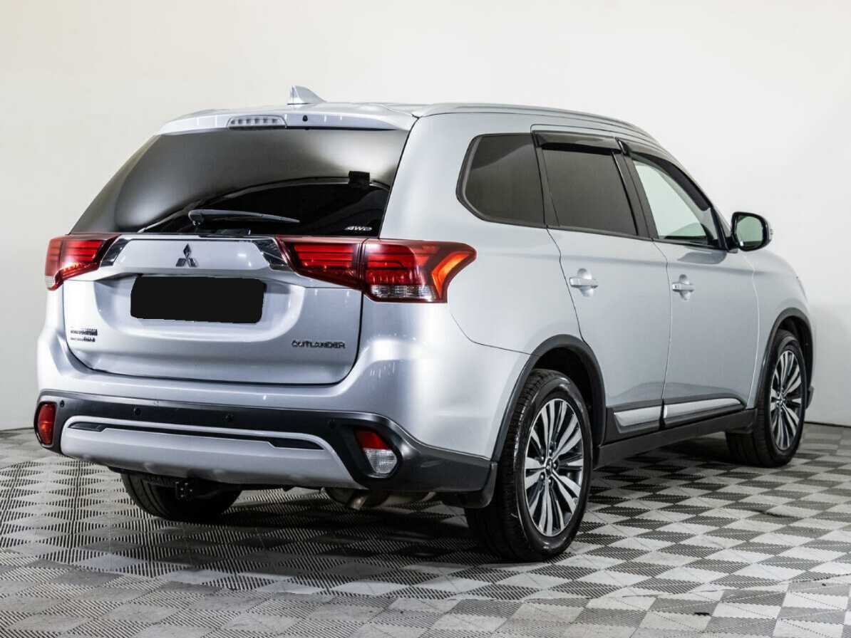 Mitsubishi Outlander б/у, 2019, Вариатор. Фото: #3
