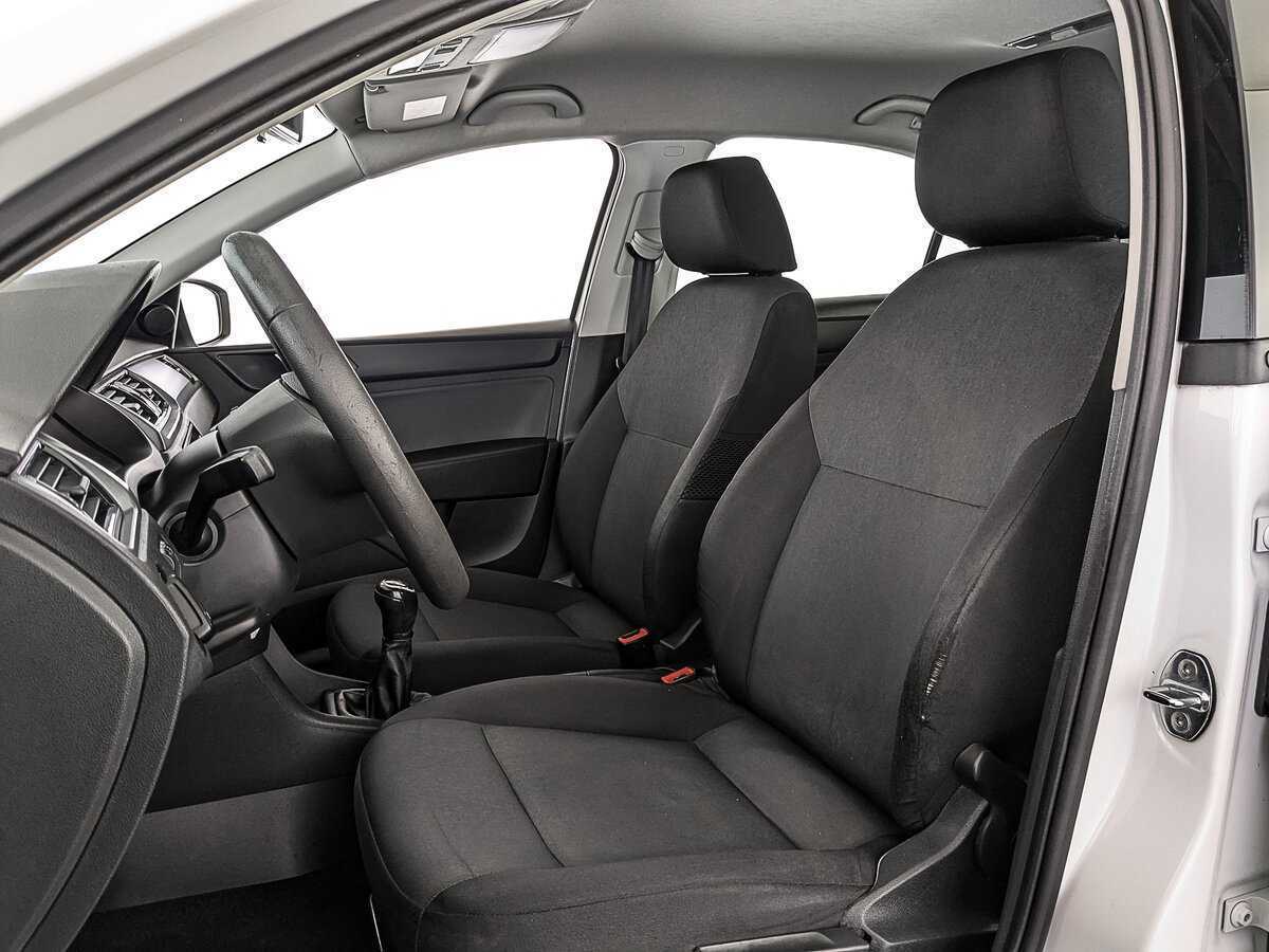 Skoda Rapid б/у, 2017, Механическая. Фото: #18