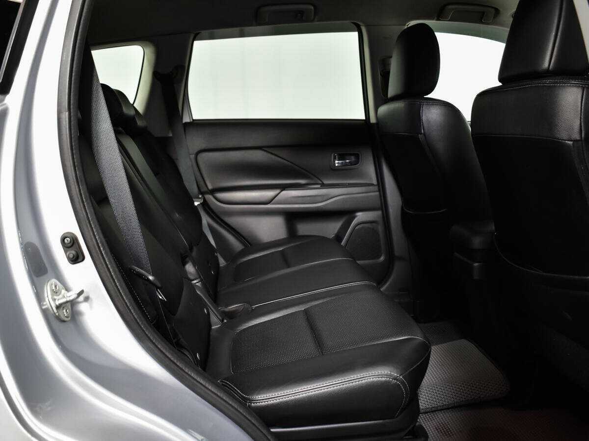 Mitsubishi Outlander б/у, 2012, Вариатор. Фото: #7