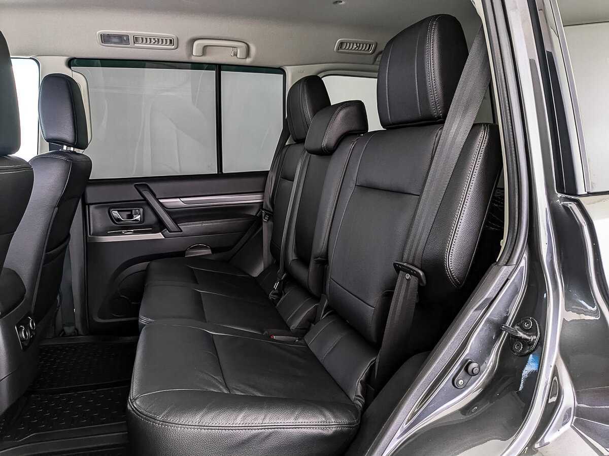 Mitsubishi Pajero б/у, 2018, Автоматическая. Фото: #17