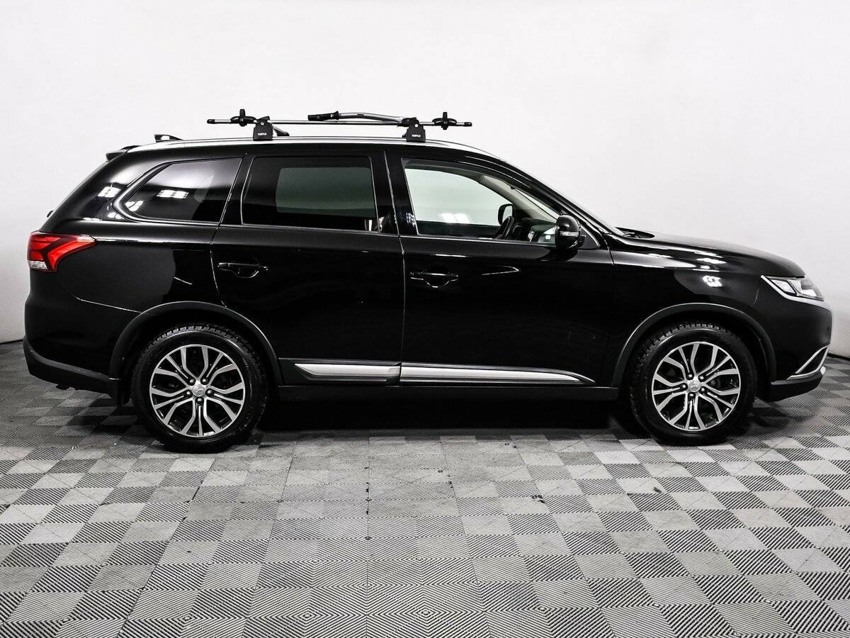 Mitsubishi Outlander б/у, 2018, Вариатор. Фото: #3