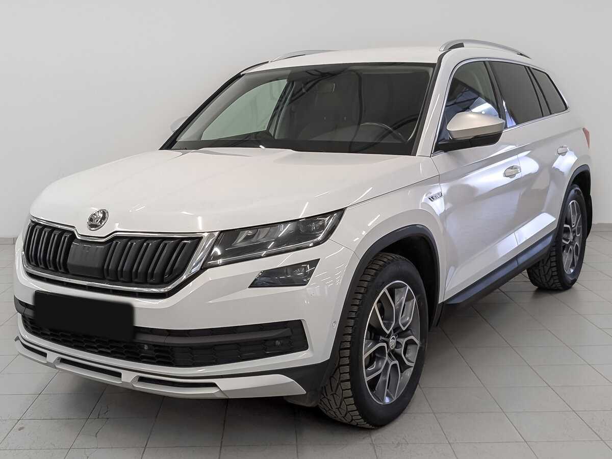 Skoda Kodiaq б/у, 2018, Роботизированная. Посмотреть фото