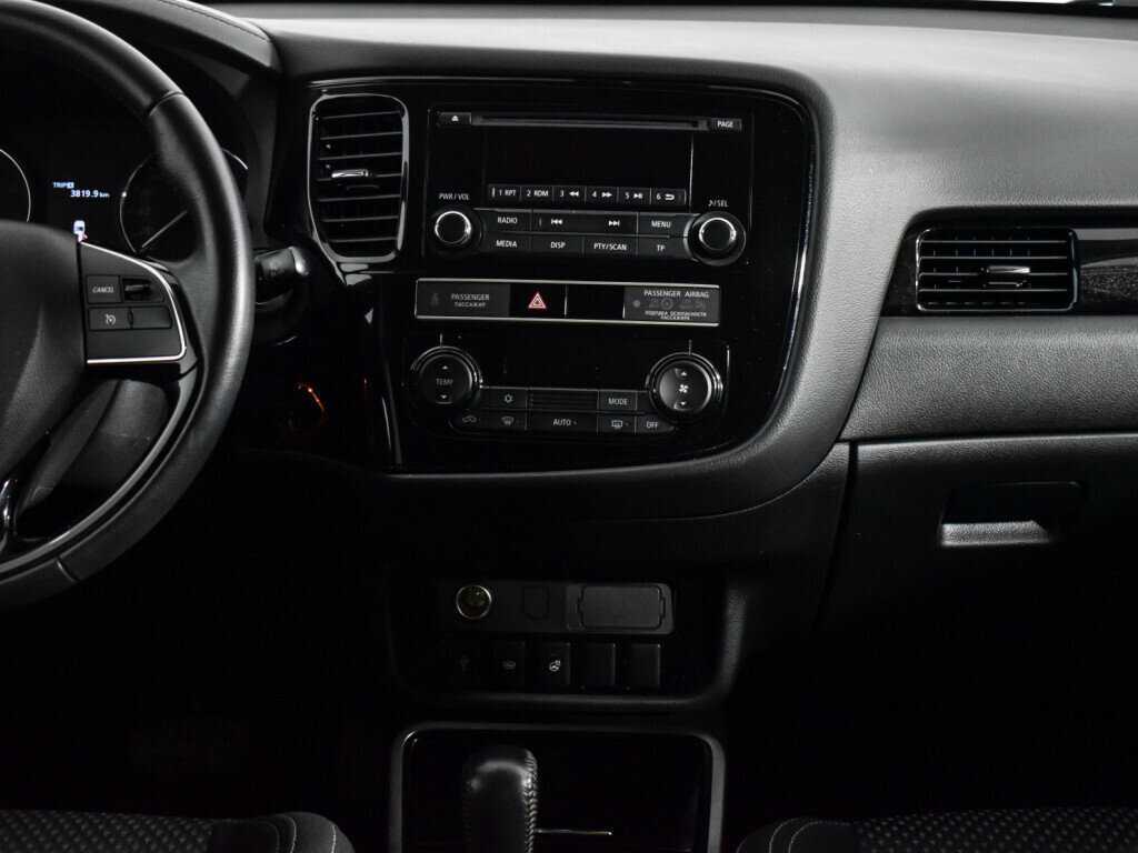 Mitsubishi Outlander б/у, 2019, Вариатор. Фото: #14