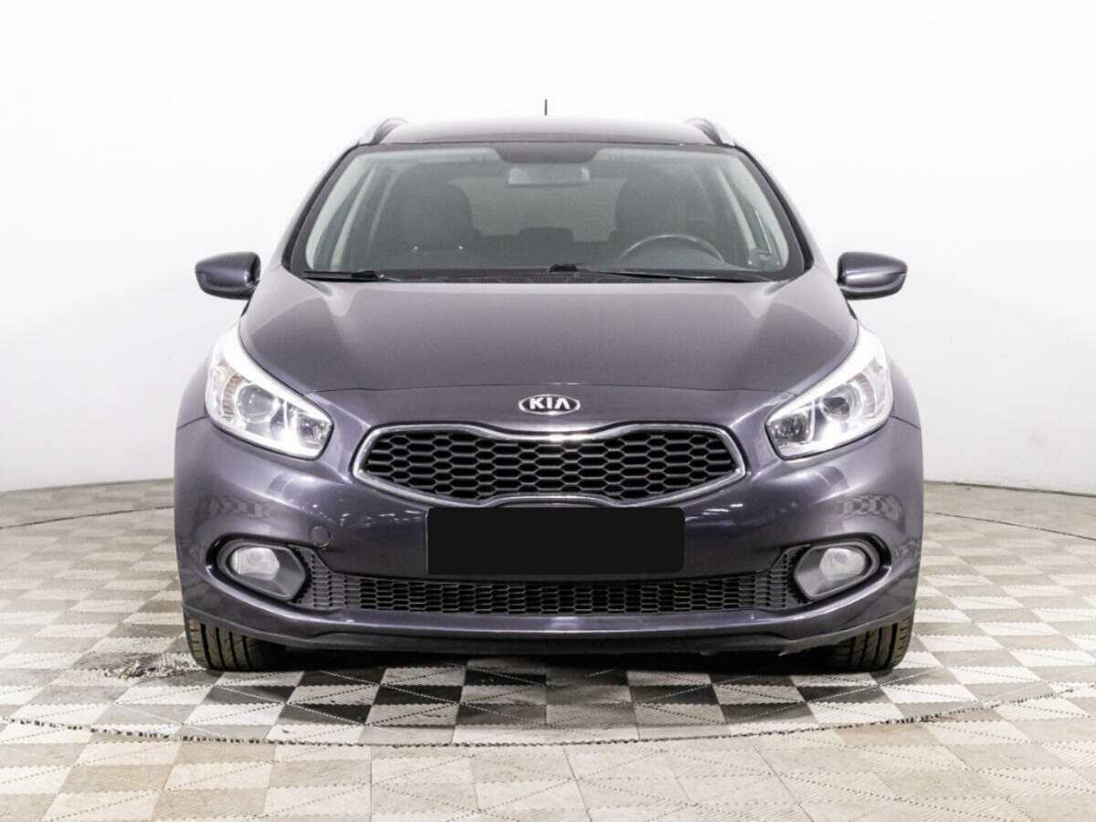Kia Ceed б/у, 2013, Механическая. Фото: #1