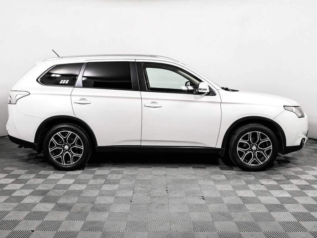 Mitsubishi Outlander б/у, 2015, Вариатор. Фото: #3