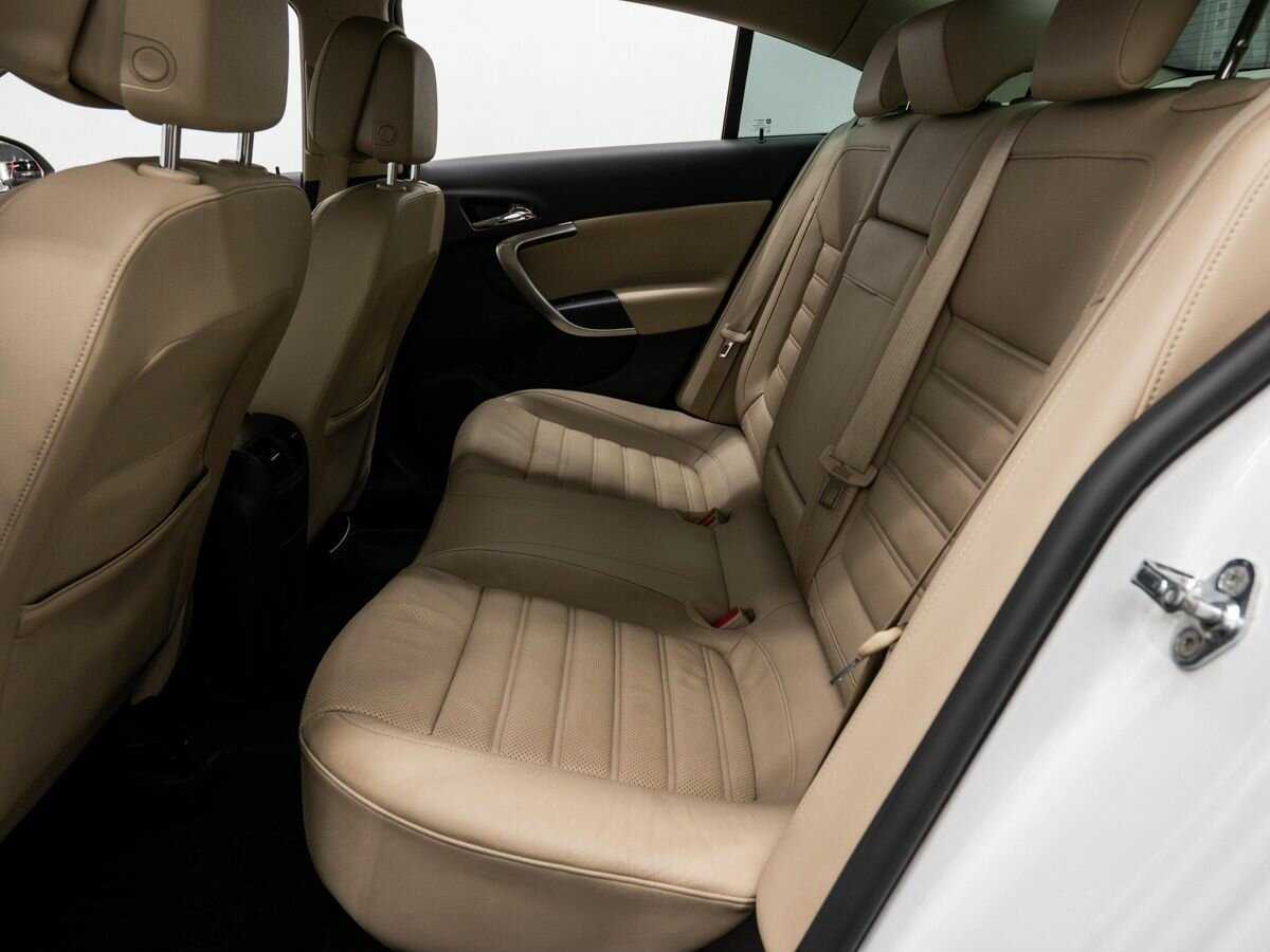 Opel Insignia б/у, 2015, Автоматическая. Фото: #12