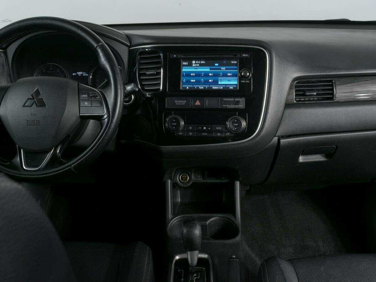Mitsubishi Outlander б/у, 2016, Вариатор. Фото: #7