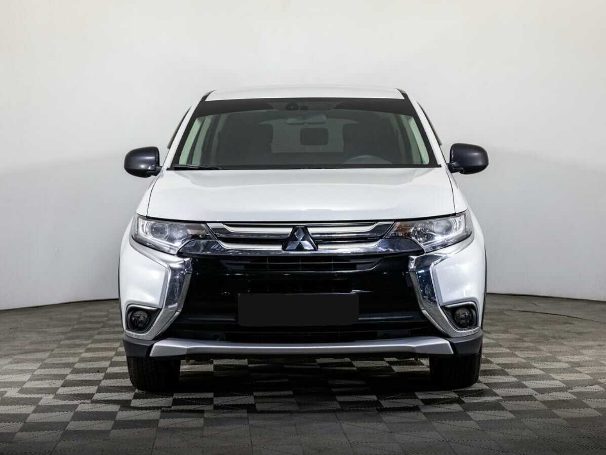 Mitsubishi Outlander б/у, 2018, Вариатор. Фото: #1