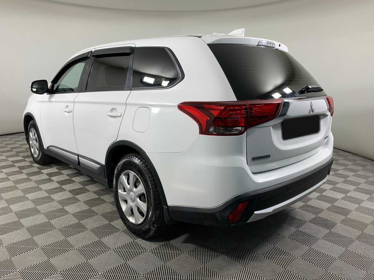 Mitsubishi Outlander б/у, 2017, Вариатор. Фото: #6