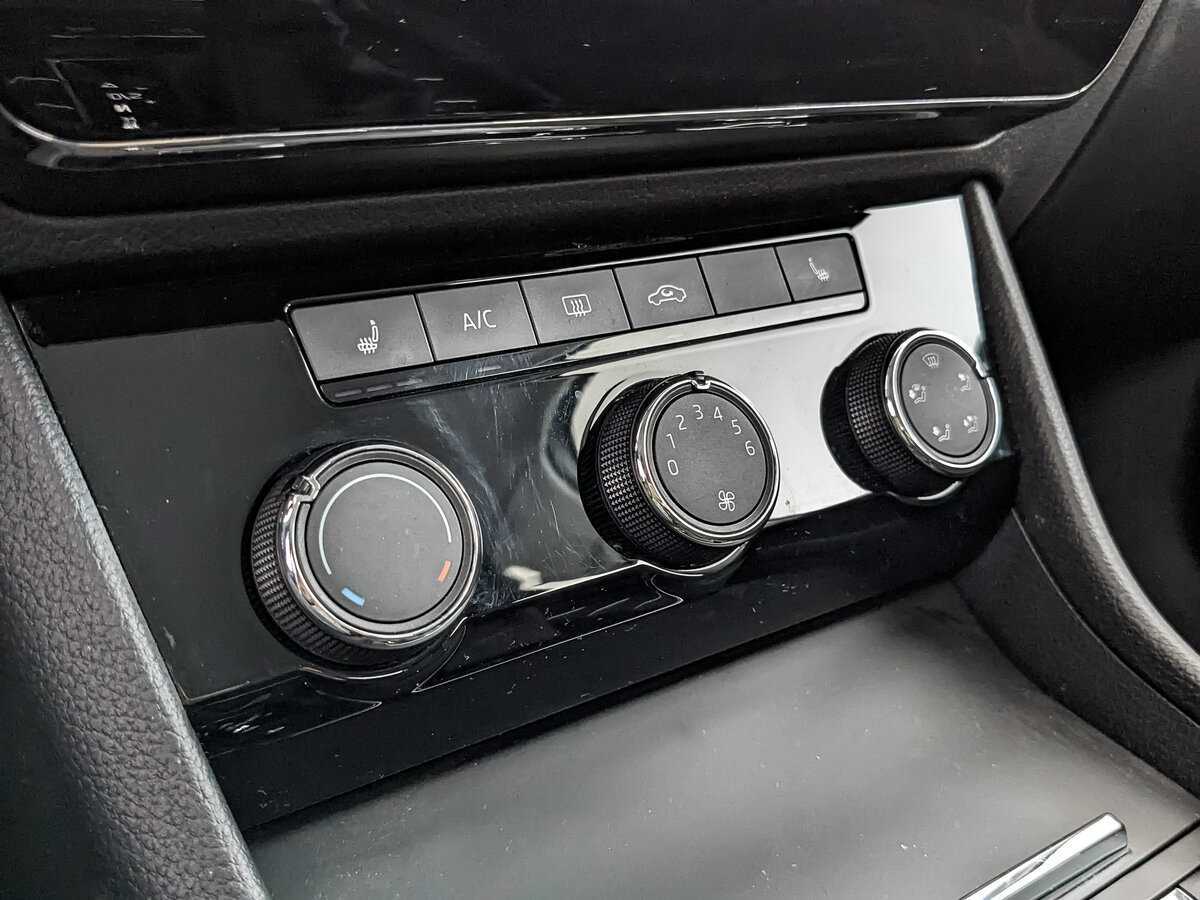 Skoda Superb б/у, 2021, Роботизированная. Фото: #16