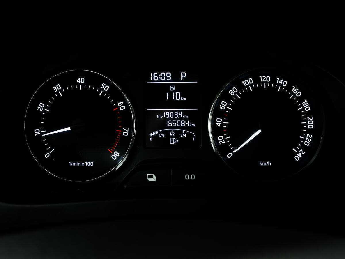 Skoda Rapid б/у, 2014, Автоматическая. Фото: #9