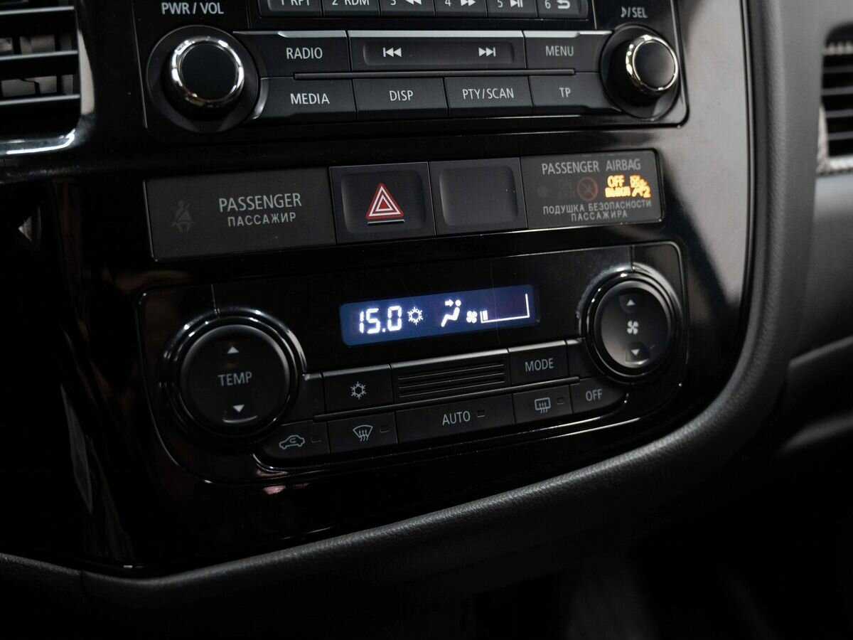 Mitsubishi Outlander б/у, 2018, Вариатор. Фото: #16