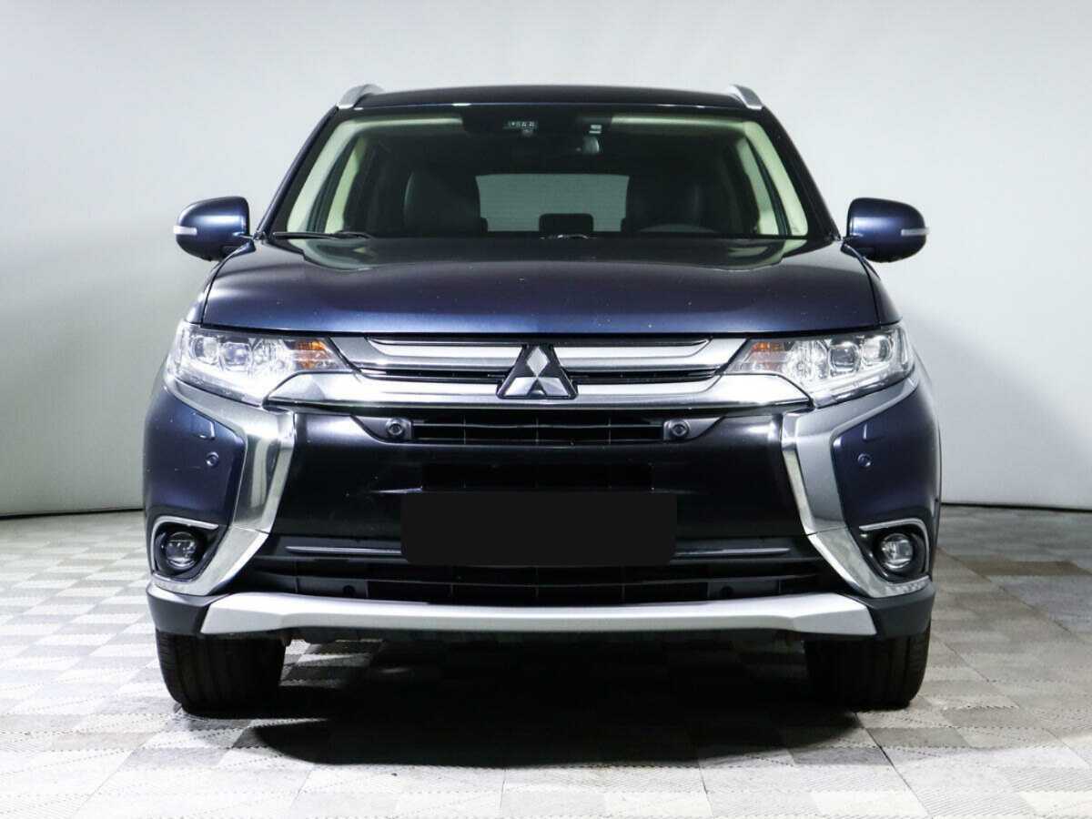 Mitsubishi Outlander б/у, 2017, Автоматическая. Фото: #1
